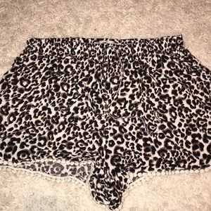 Cheetah print flowy shorts